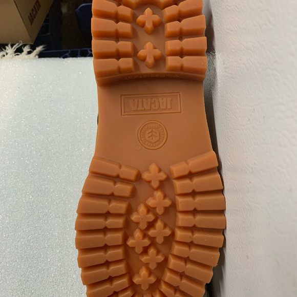 Jacata Men’s work/hiking boot water resistant - Picture 3 of 3